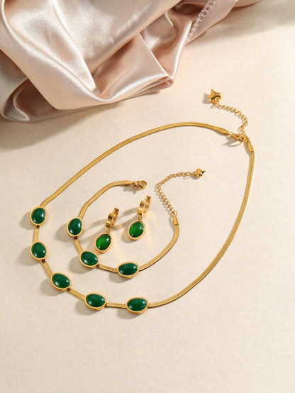 EmeraldAura: Oval Green Crystal Necklace Set with Bracelet