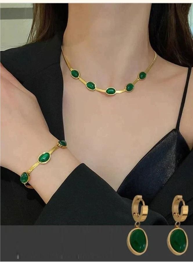 EmeraldAura: Oval Green Crystal Necklace Set with Bracelet