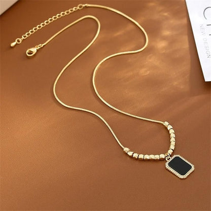 Regal Edge | Gold Finish Pendant Chain